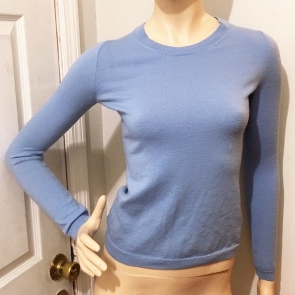 Banana Republic Wool Baby Blue Crew Neck Sweater - Picture 5 of 8